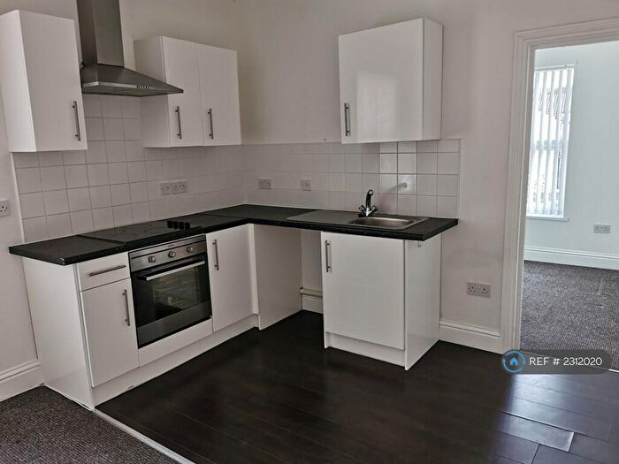 1 Bedroom Flat To Rent In Boulevard, Hull, HU3