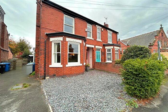 4 Bedroom Semi-Detached House For Sale In St Mary's Road, Sale, M33