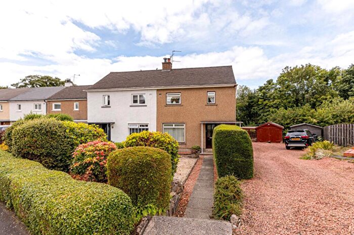 2 Bedroom Semi Detached House For Sale In Inglestone Avenue, Thornliebank, Glasgow, G46