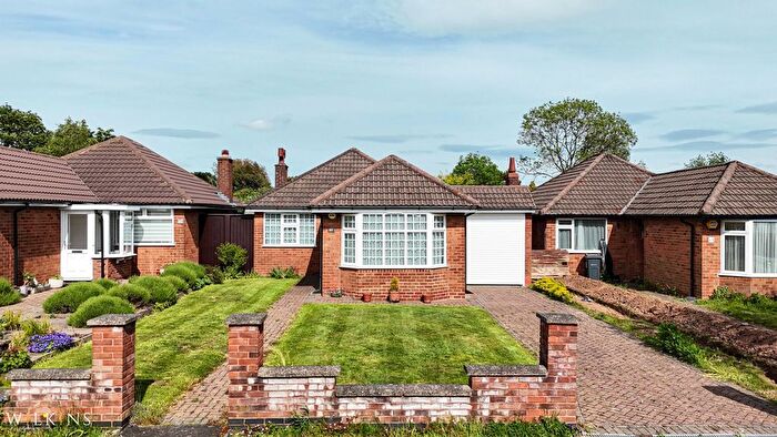 3 Bedroom Bungalow For Sale In Whitehouse Crescent, Sutton Coldfield, West Midlands, B75