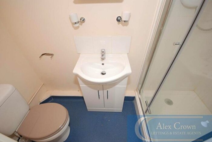 Studio To Rent In Bounds Green Road, Bounds Green, N11