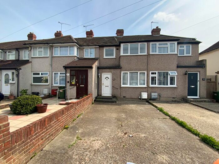 3 Bedroom Terraced House To Rent In Elm Park Avenue, Hornchurch, London, RM12