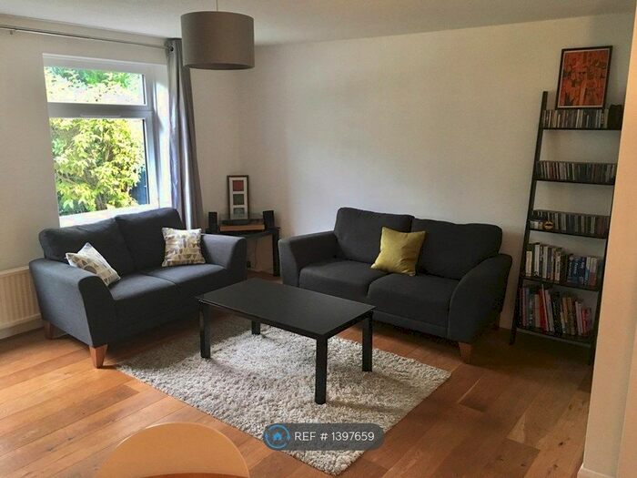 2 Bedroom Flat To Rent In Claremont Gardens, Aberdeen, AB10