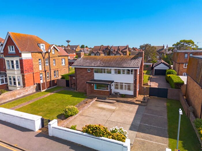 3 Bedroom Detached House For Sale In Beacon Hill, Herne Bay, CT6