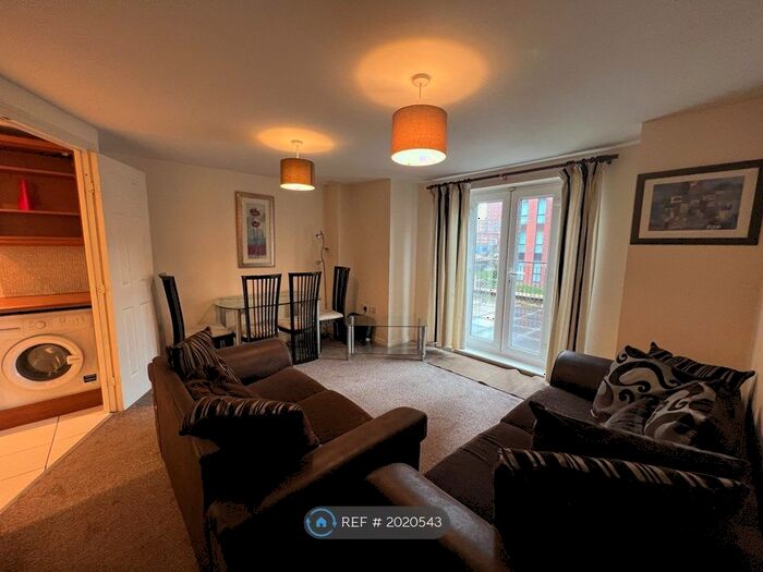 2 Bedroom Flat To Rent In Middlewood Street, Salford, M5