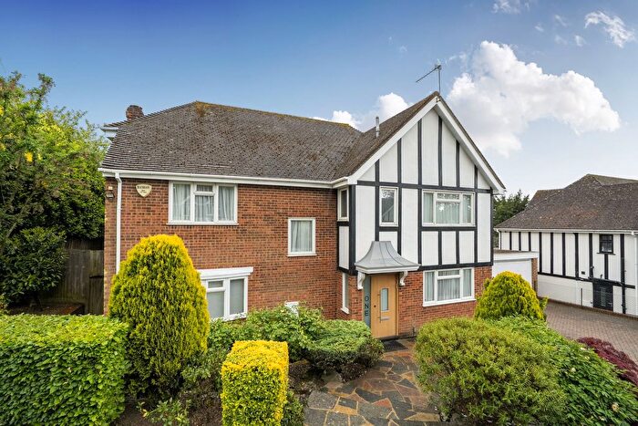 5 Bedroom Detached House For Sale In Greenacres, Bushey Heath, WD23