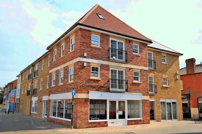 2 Bedroom Flat To Rent In Ropers Yard, Hart Street, Brentwood, CM14