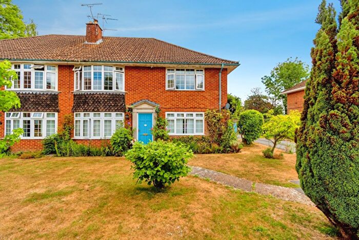 3 Bedroom Maisonette For Sale In Kings Close, Lyndhurst, Hampshire, SO43