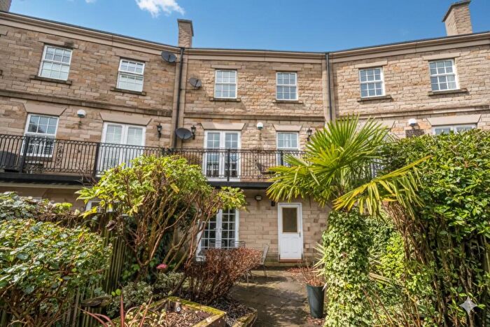 4 Bedroom Town House For Sale In Jill Kilner Drive, Burley In Wharfedale, Ilkley, LS29