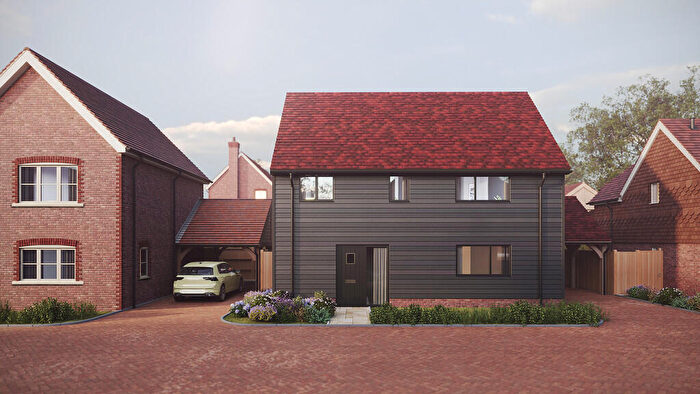 3 Bedroom Detached House For Sale In Barnfield Shaw, Wisborough Green, RH14