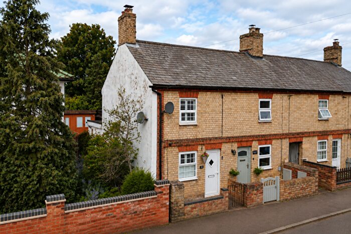 2 Bedroom End Of Terrace House For Sale In St. Neots Road, Sandy, SG19