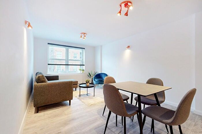 2 Bedroom Flat To Rent In Sly Street, London, E1