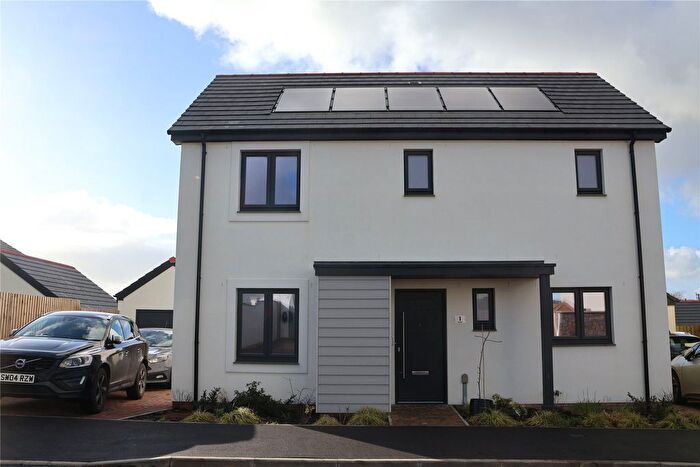 3 Bedroom Detached House For Sale In An Gew, Helston, Cornwall, TR13