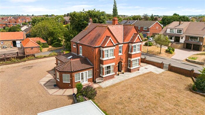 5 Bedroom Detached House For Sale In Messingham Road, Scotter, North Lincolnshire, DN21
