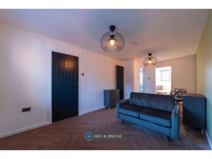 1 Bedroom Maisonette To Rent In Woodstock Avenue, Nottingham, NG7