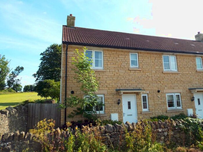 3 Bedroom House To Rent In Shepton Mallet, BA4