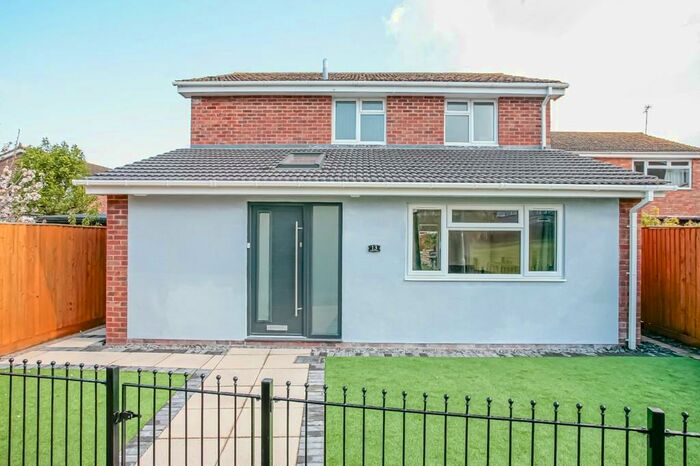 3 Bedroom Detached House To Rent In Wessex Way, Grove, OX12