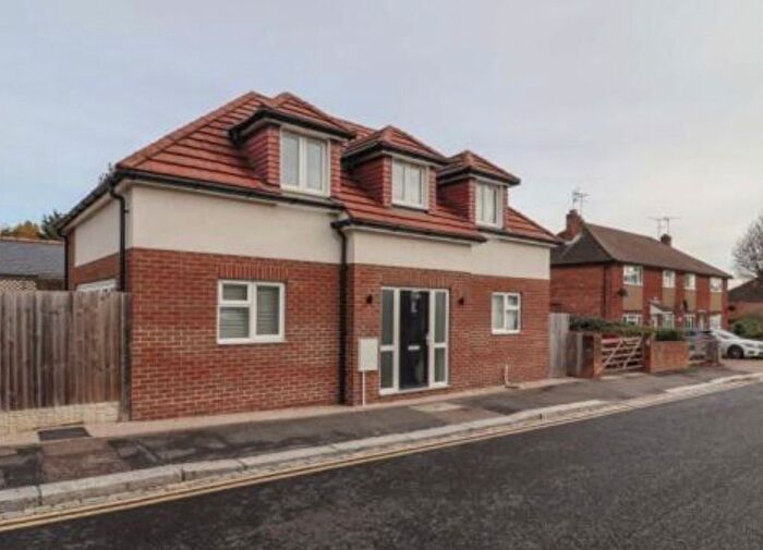 2 Bedroom Flat To Rent In St Albans Road, Watford, WD25