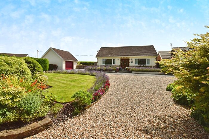 3 Bedroom Bungalow For Sale In Felinfoel, Llanelli, Carmarthenshire, SA14