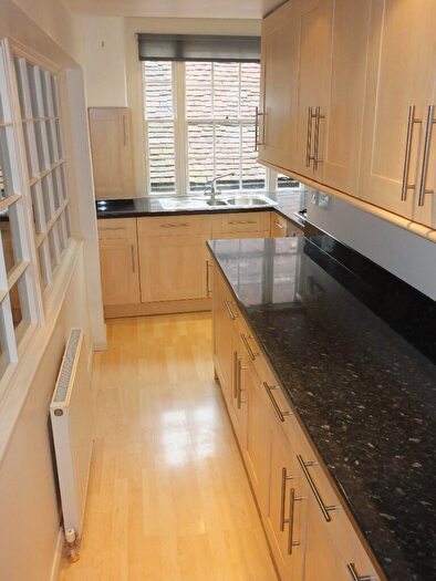 1 Bedroom Maisonette To Rent In Cliffe High Street, Lewes, East Sussex, BN7