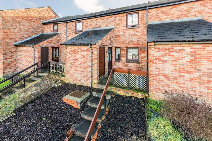 2 Bedroom Terraced House For Sale In Broadway, Didcot, OX11