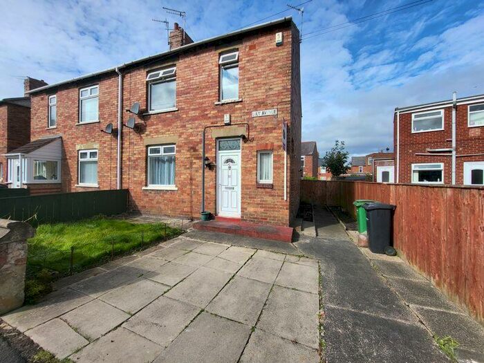 2 Bedroom Flat To Rent In Lily Avenue, Bedlington, NE22