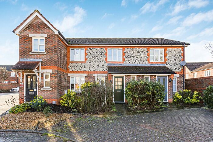 2 Bedroom Terraced House For Sale In Bowmont Water, Didcot, OX11