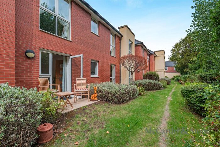 2 Bedroom Flat For Sale In Francis Court, Barbourne Road, Worcester, WR1