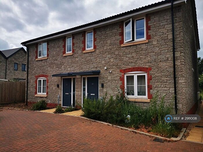 1 Bedroom Maisonette To Rent In Shrub Leaze, Bristol, BS34