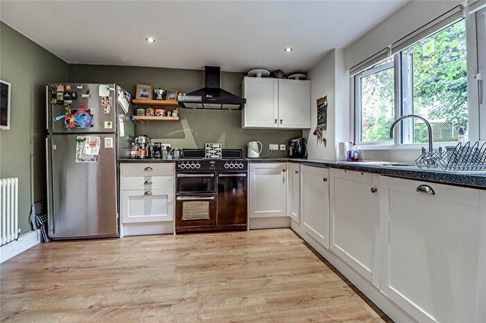 3 Bedroom End Of Terrace House For Sale In Colne Gardens, London Colney, St. Albans, Hertfordshire, AL2