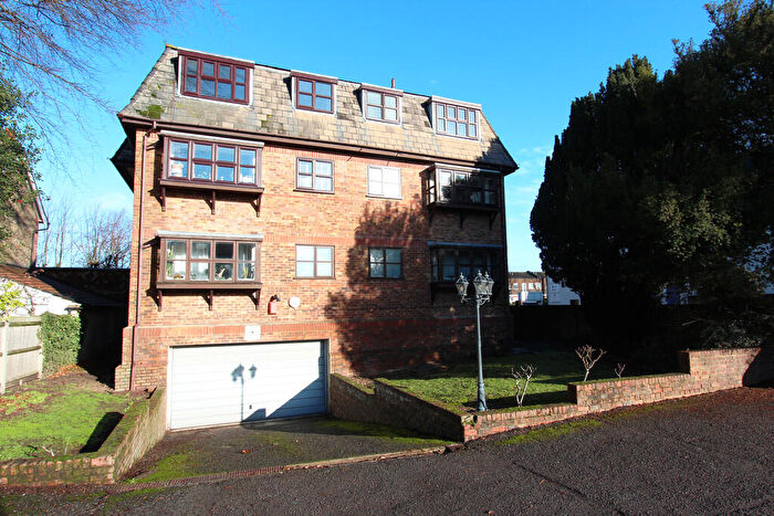 2 Bedroom Apartment For Sale In Robert Court, Crook Log, DA6