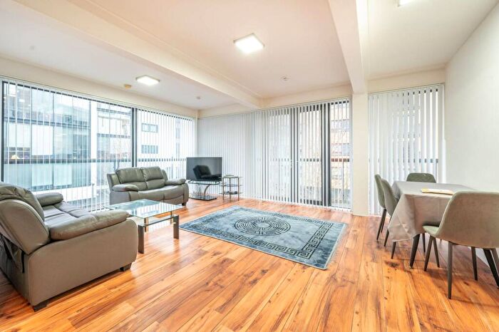 2 Bedroom Flat For Sale In Victoria Mills Studios, Stratford, London, E15