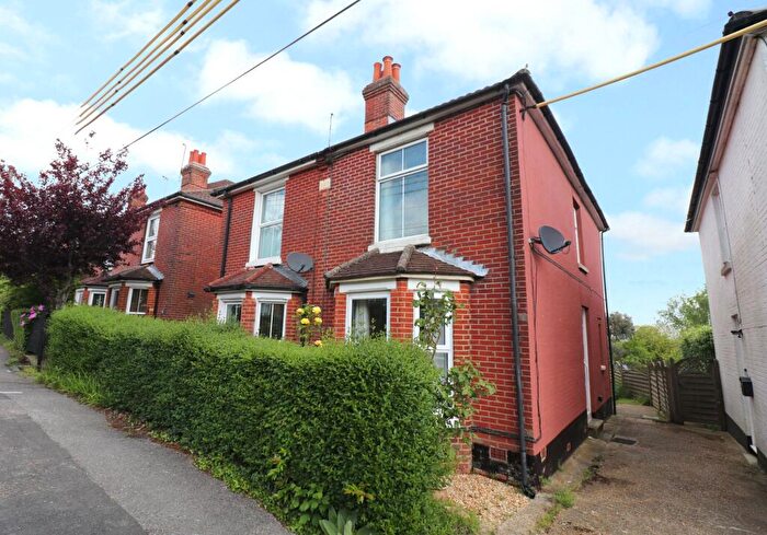 2 Bedroom Semi Detached House For Sale In Pretoria Road, Hedge End, SO30