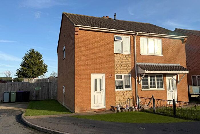 2 Bedroom Semi Detached House To Rent In Pasture Close, Colsterworth, NG33