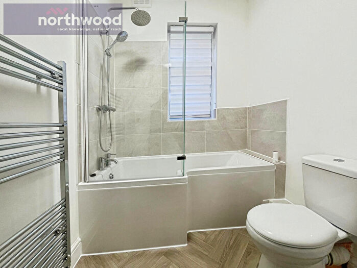 4 Bedroom Semi-Detached House To Rent In Malvern Road, Wallasey, Wirral, CH45