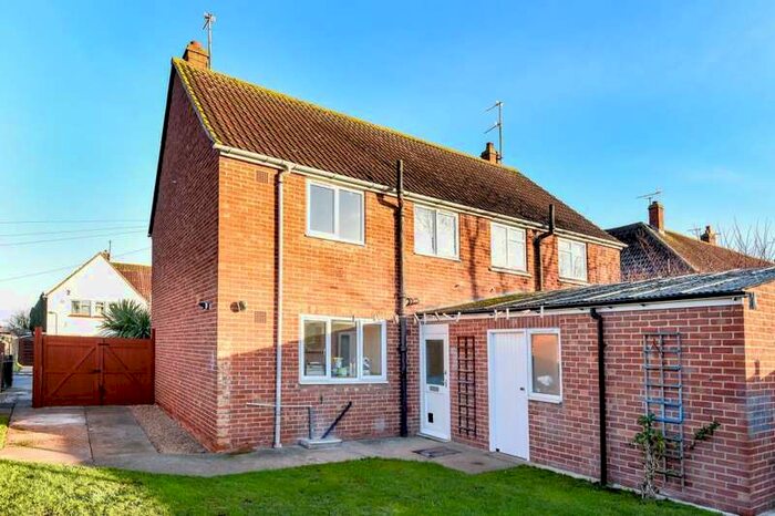 2 Bedroom Semi-Detached House To Rent In Wallingford, Oxfordshire, OX10
