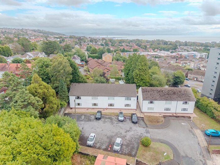 1 Bedroom Flat For Sale In Beaconsfield Court, Sketty, Swansea, SA2