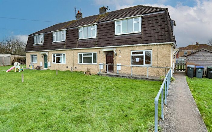 2 Bedroom Flat For Sale In Eden Grove, Whitley, Melksham, SN12