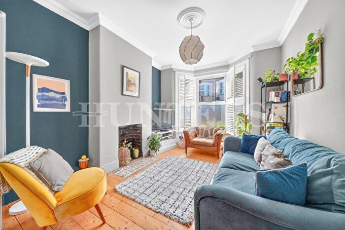 5 Bedroom Terraced House For Sale In Greyhound Road, London, N17