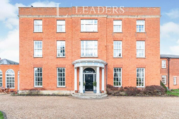 3 Bedroom Apartment To Rent In Broom Hall Broom, Biggleswade, SG18