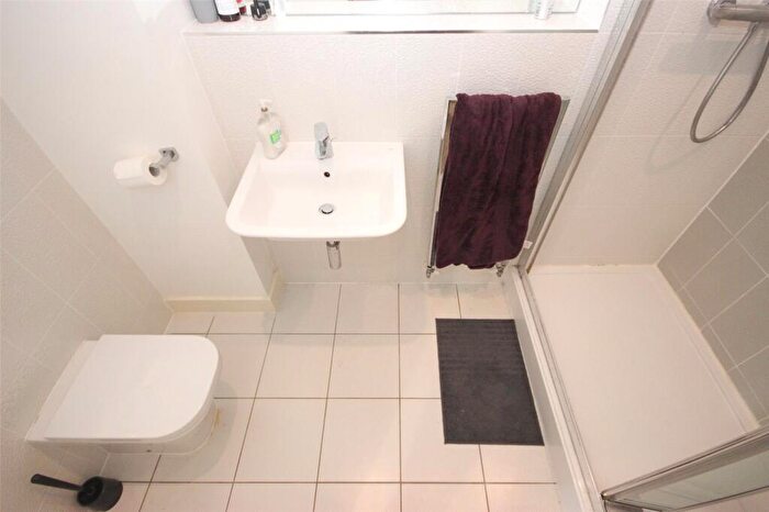 2 Bedroom Apartment To Rent In Millennium Promenade, Bristol, BS1