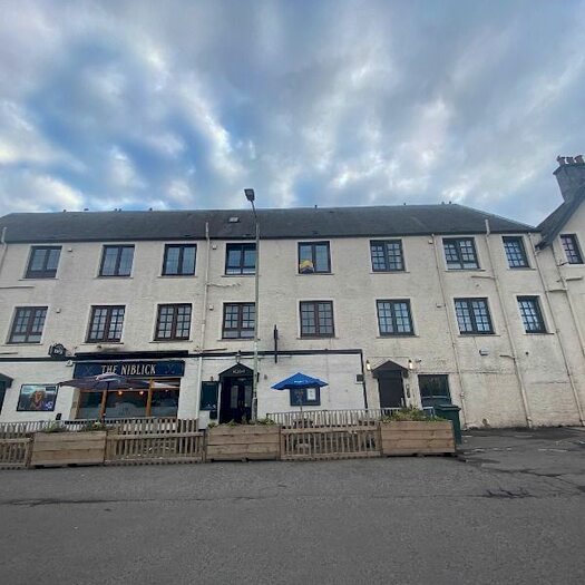 2 Bedroom Flat To Rent In High Street, Auchterarder, Perthshire, PH3