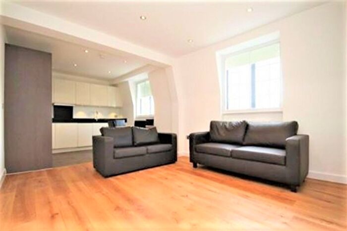 2 Bedroom Flat To Rent In Townhouse, The Broadway, Ealing, Acton, London, W5