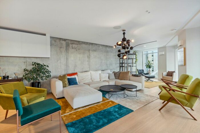 4 Bedroom Flat To Rent In Short Let - All Bills Included, Eagle Point, Old Street, EC1V