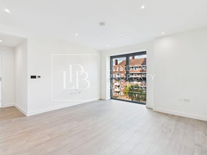 1 Bedroom Flat To Rent In Emperor Point, Dragonfly Walk, Woodberry Down, N4