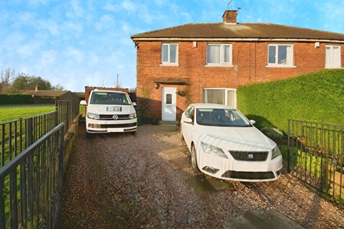 3 Bedroom Semi-Detached House For Sale In Stainbeck Gardens, Bradford, BD6