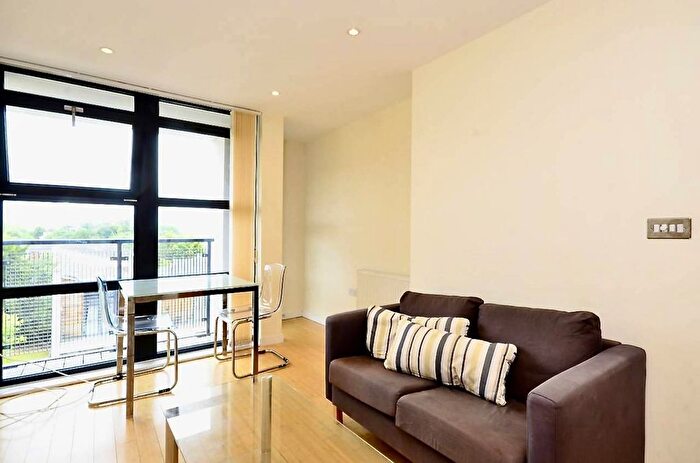 1 Bedroom Flat For Sale In Scott Avenue, Putney, London, SW15
