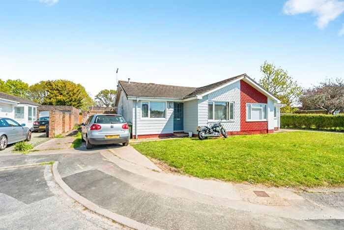 2 Bedroom Semi-Detached Bungalow For Sale In Wakefield Way, Bognor Regis, PO21