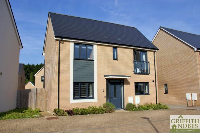 3 Bedroom Detached House To Rent In Bailey Way, Dursley, Gloucestershire, GL11