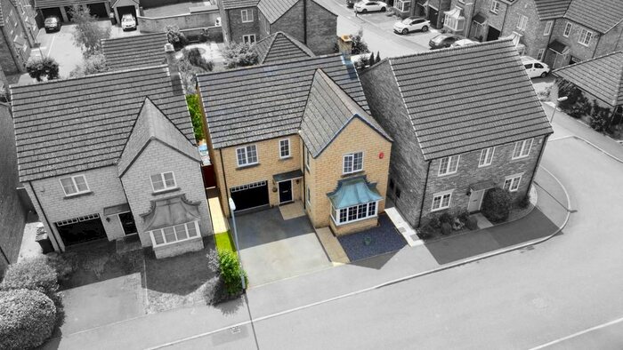 4 Bedroom Detached House For Sale In Ecklands Croft, Millhouse Green, Sheffield, S36